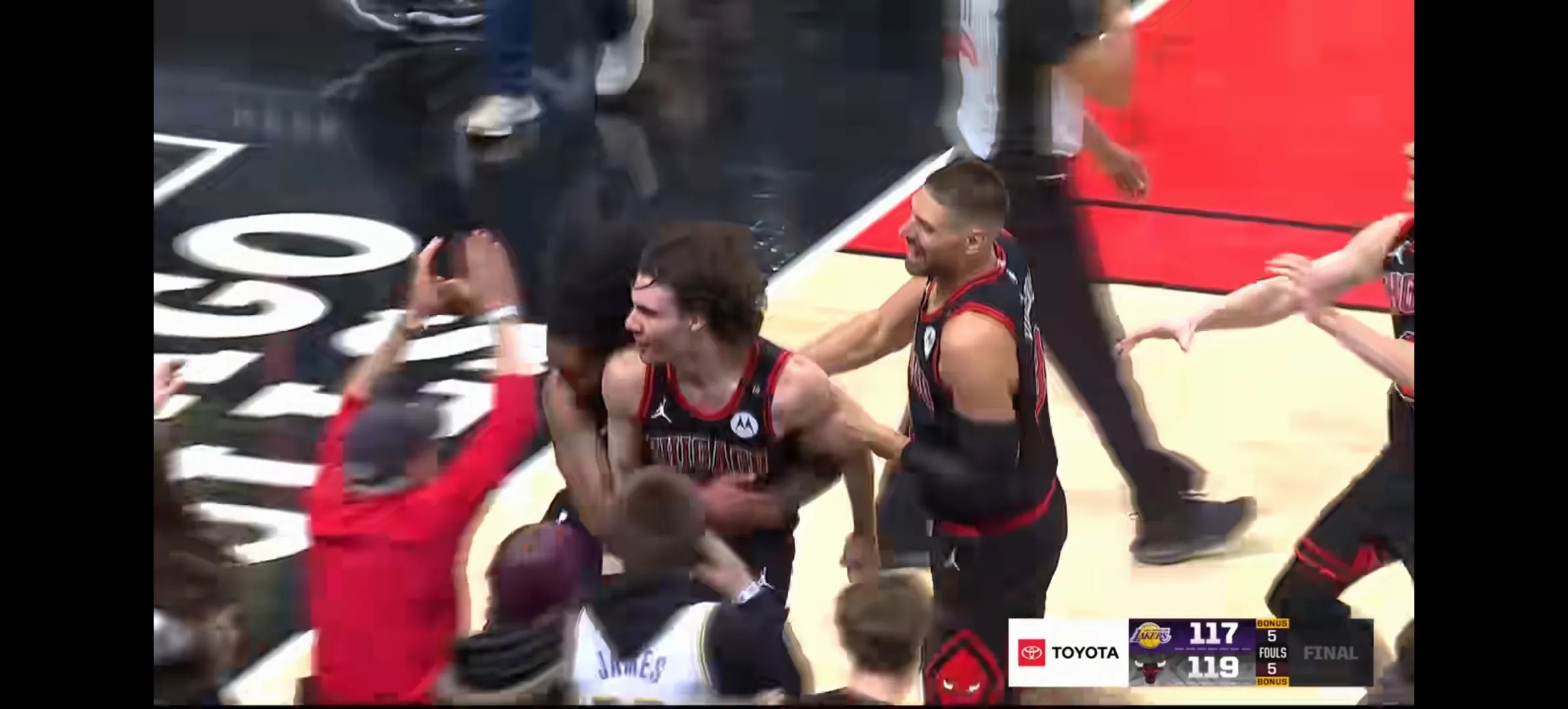 九游体育- 莱万多夫斯基肌肉 