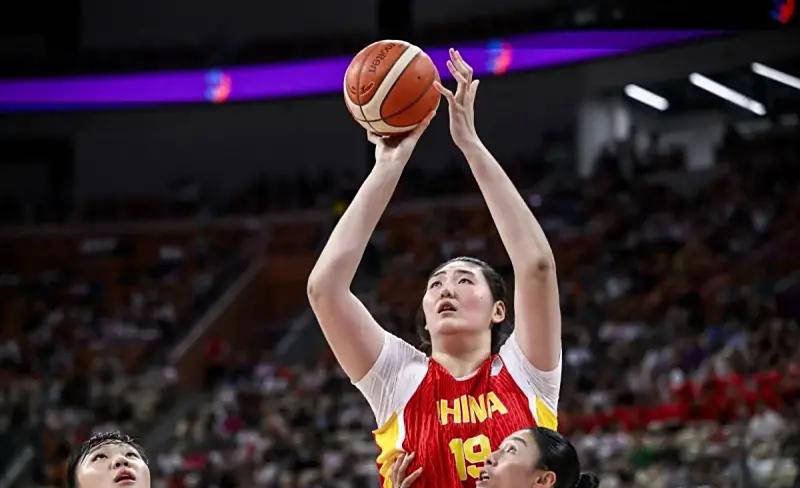 九游体育-德罗巴官方宣布出色防守新规，FPX引发争议！比赛高潮迭起(巴德的大招能控制开大的奥拉夫吗)