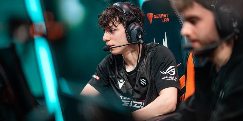 九游-TheShy意外战胜G2，战术调整引爆全场！上演精彩一战(宙斯和theshy对过线吗)