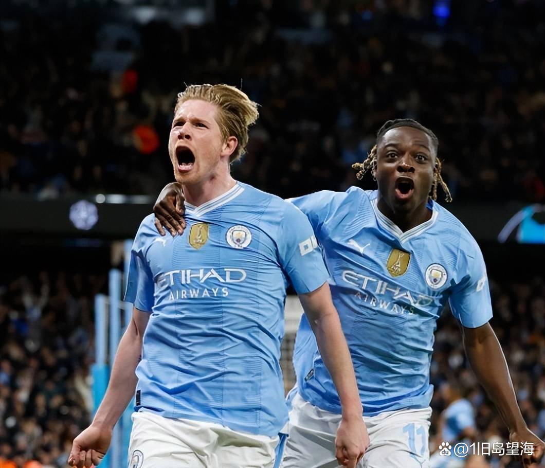 九游体育-德布劳内回归赛场，惊险取胜首场状态亮眼，FPX观众沸腾！的简单介绍