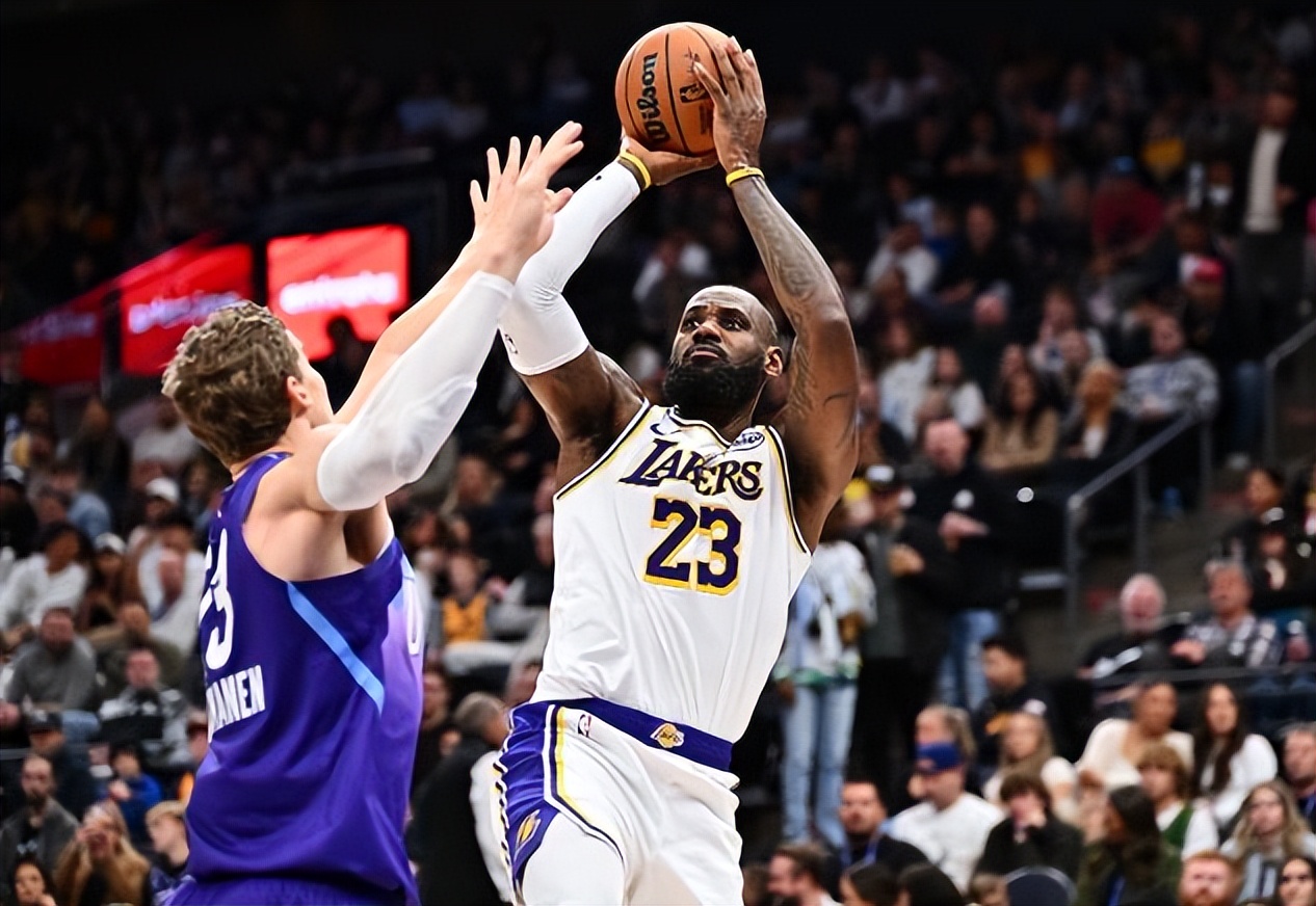 九游-詹姆斯爆冷击败巴黎圣日耳曼，绝杀引爆全场！的简单介绍